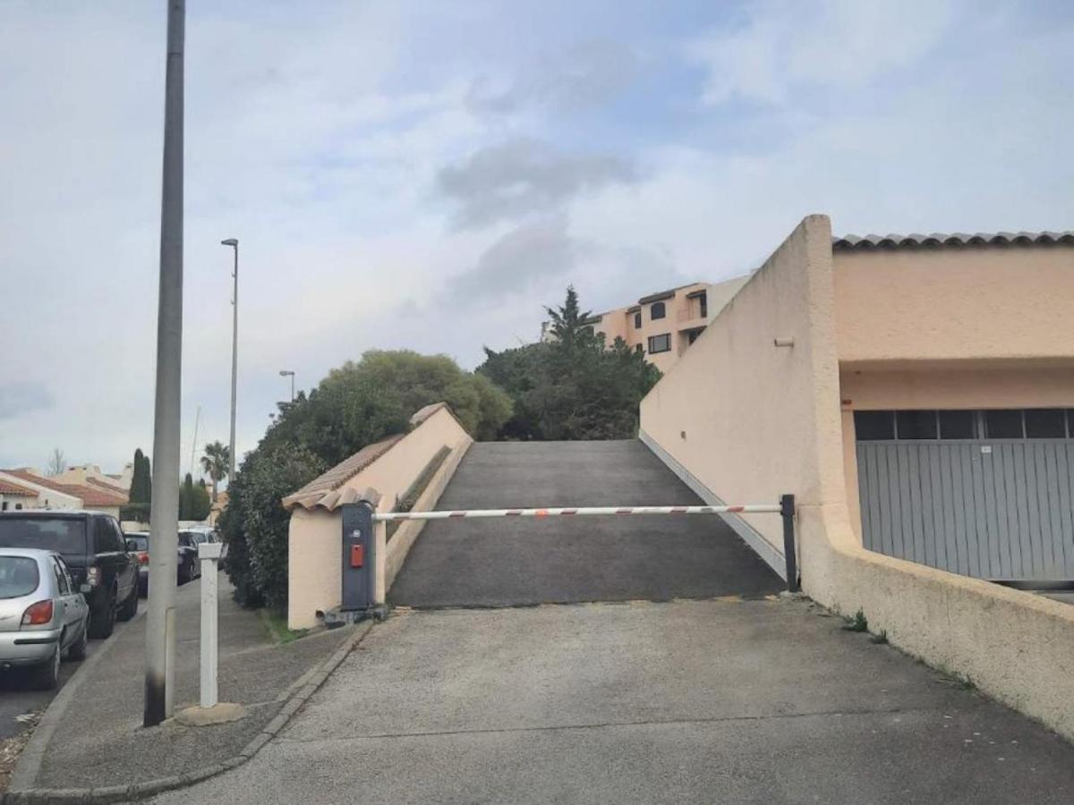 Marina Bella Daire Cogolin Dış mekan fotoğraf